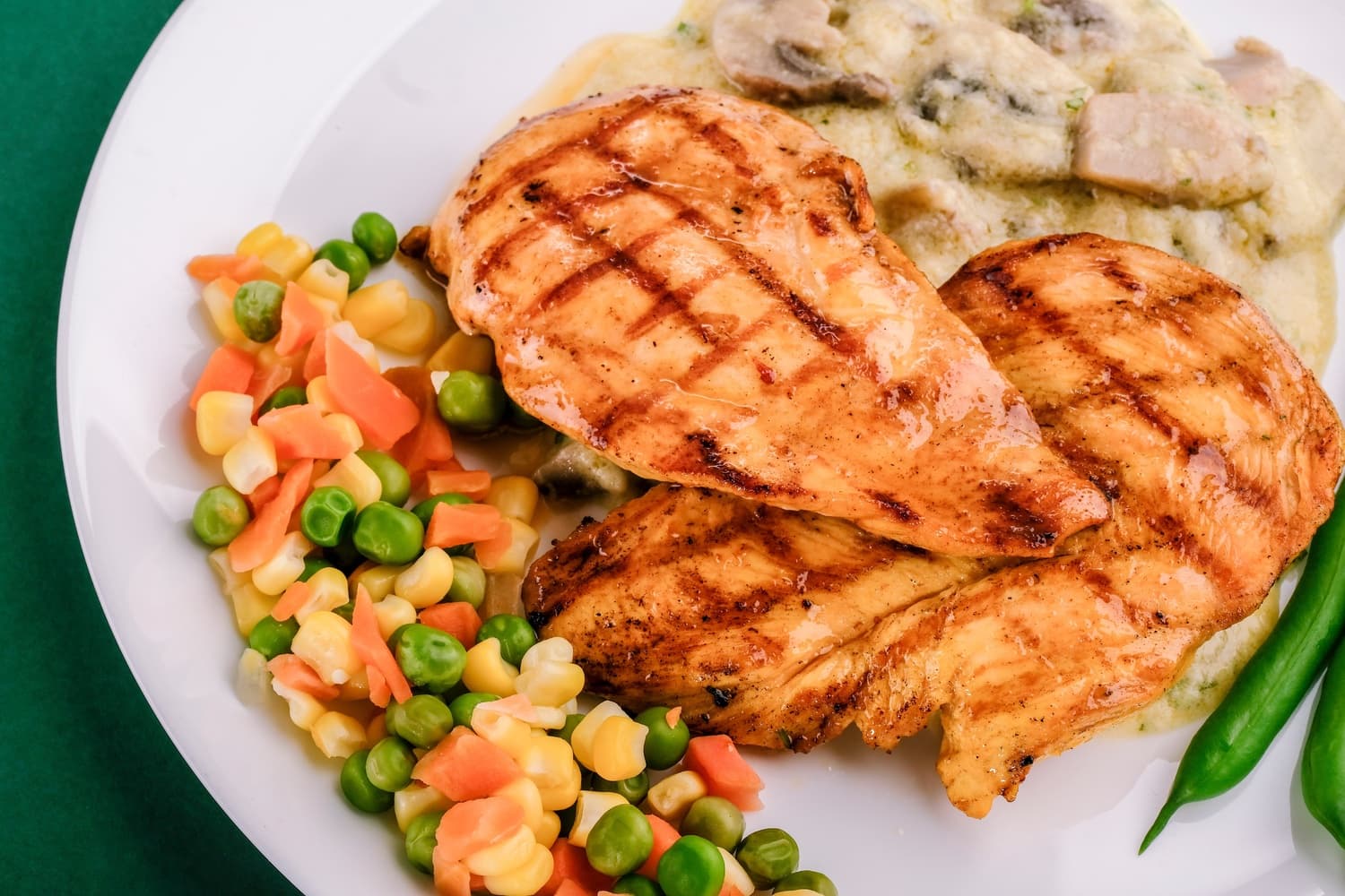 PECHUGA DE POLLO A LA PLANCHA