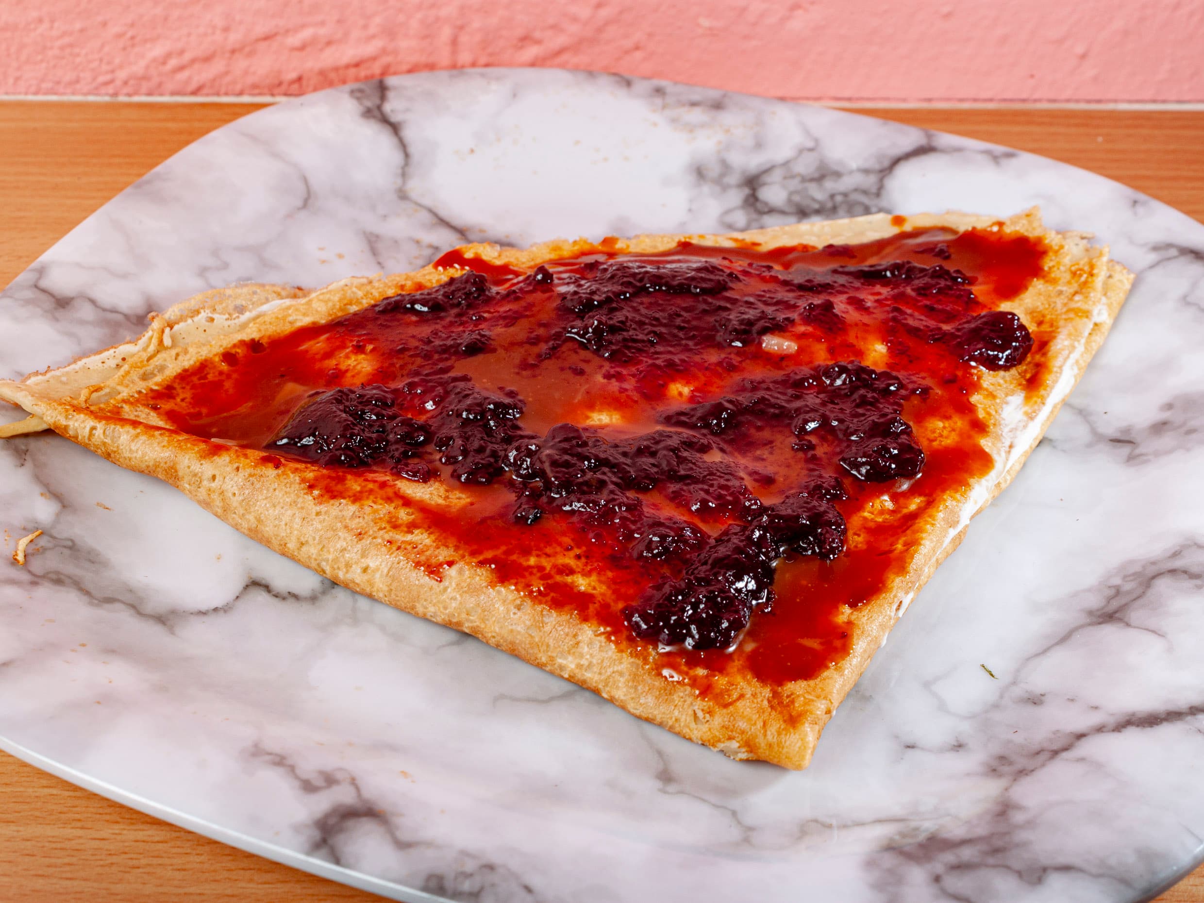 Crepa de Cajeta y Mermelada