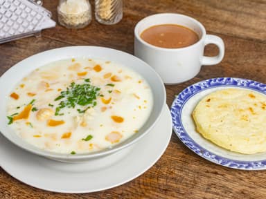 Caldo de Huevo