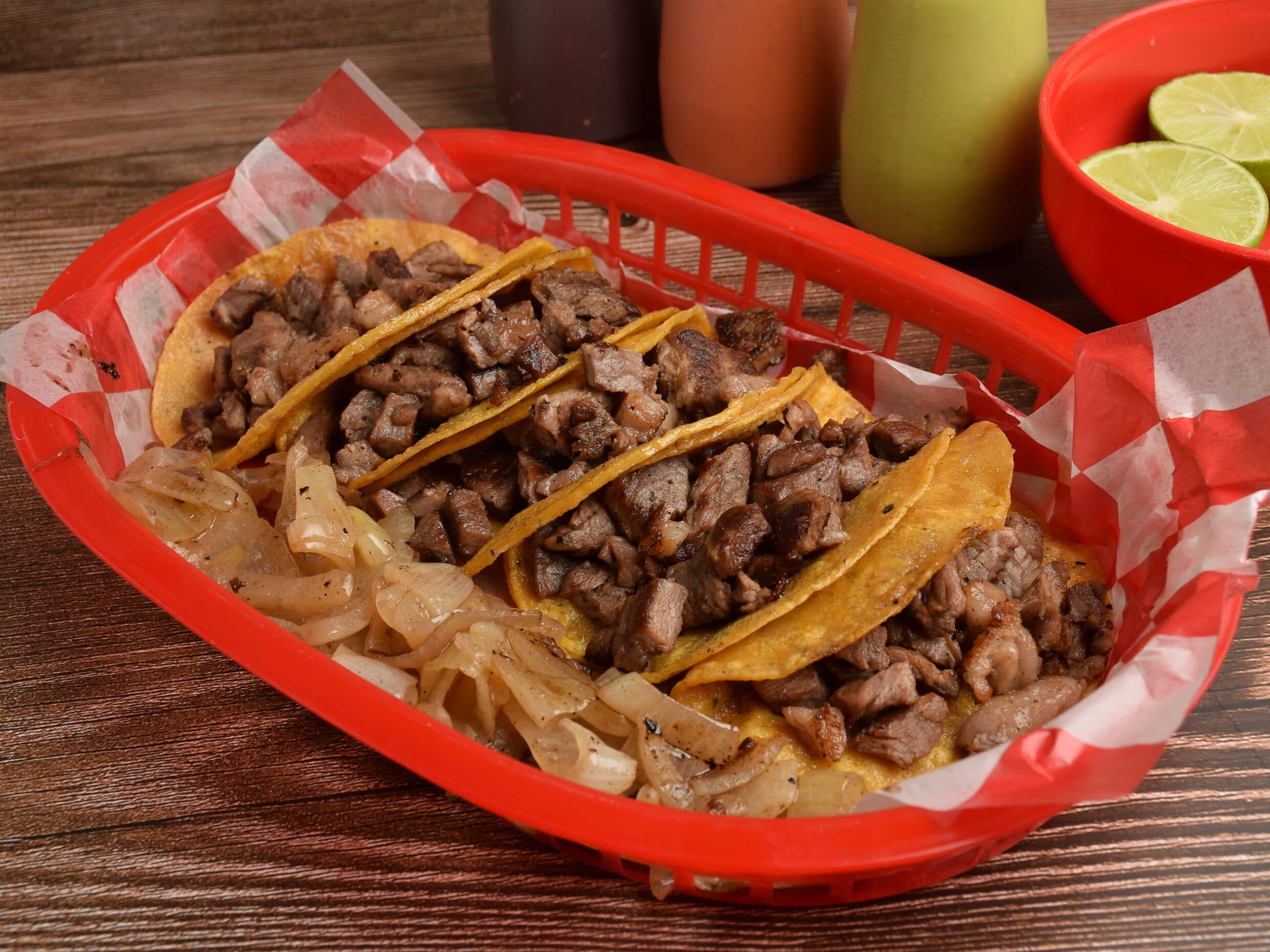 Tacos de Bistec