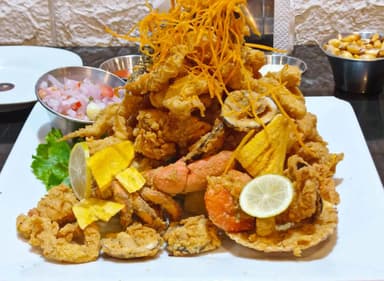 Chicharrón Mixto