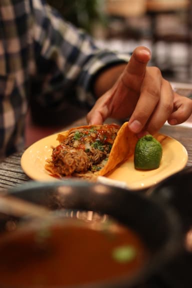 Taco de Birria Surtida a la Plancha