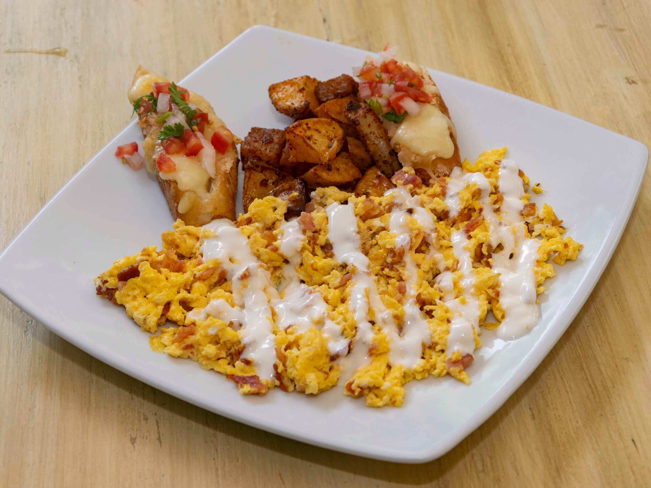 Huevos con Tocino Ahumado