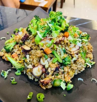 Yakimeshi Especial