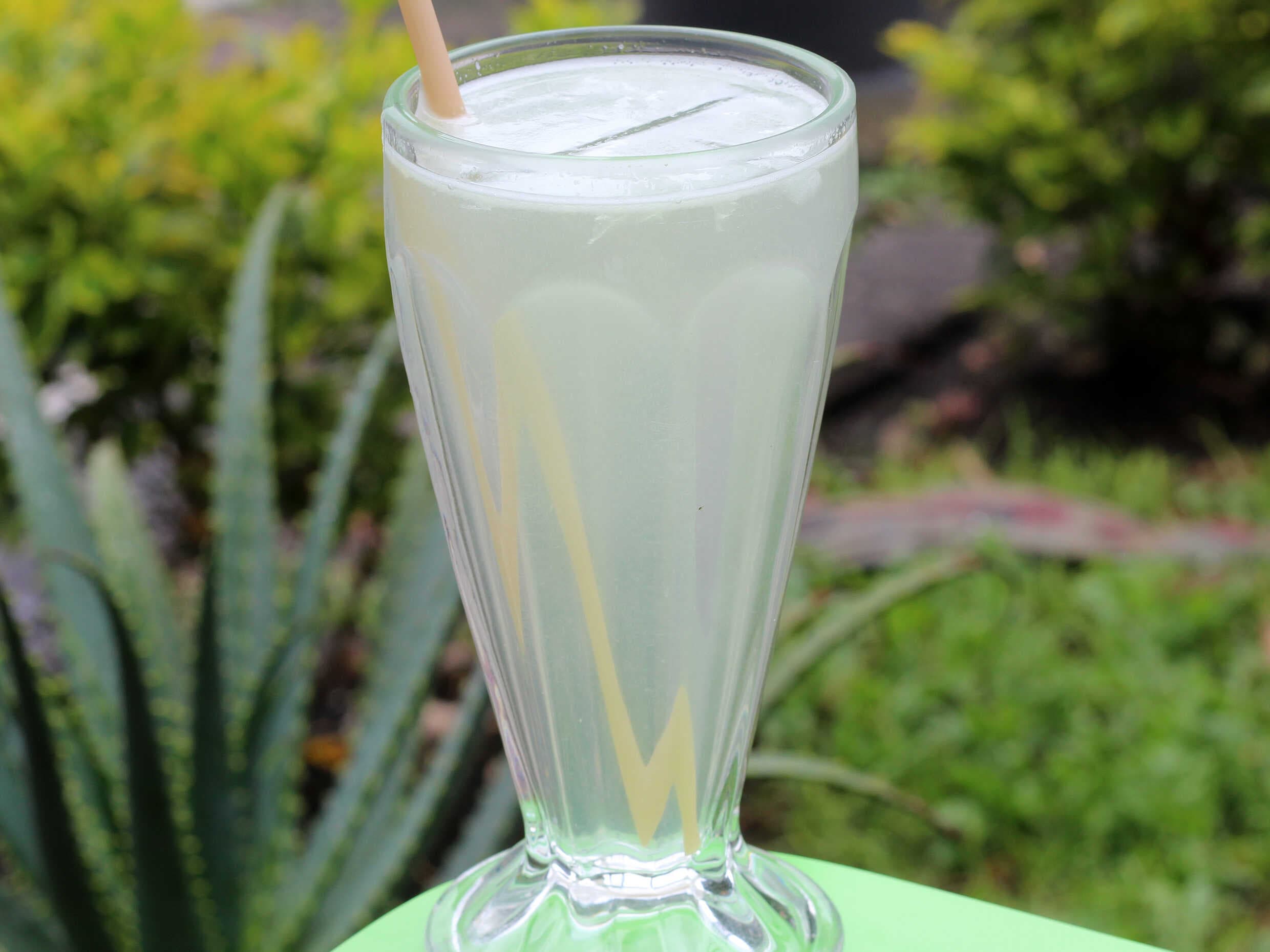 Agua Limón