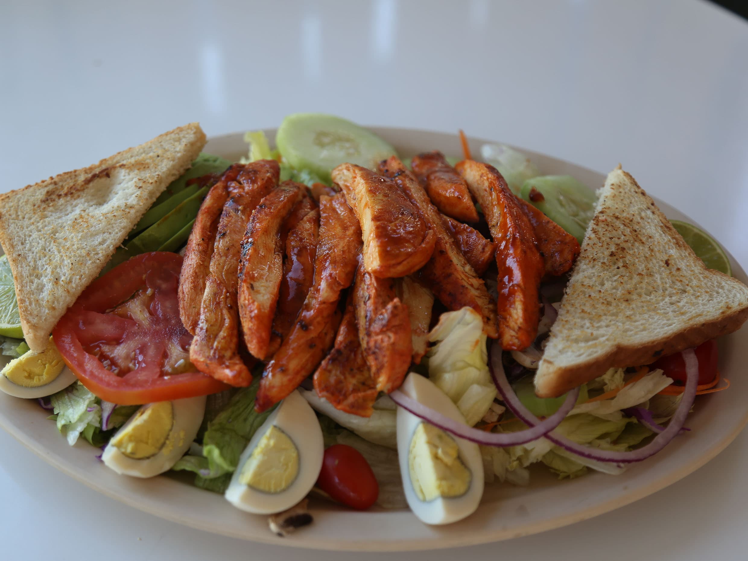 Ensalada Pollo