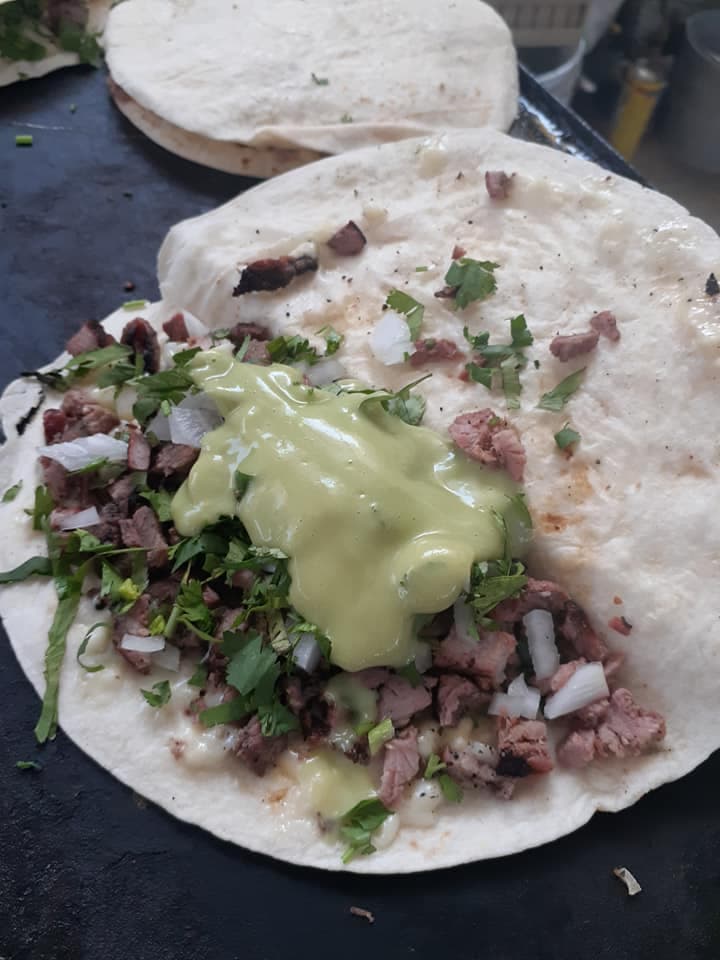 Taco de Asada con Queso