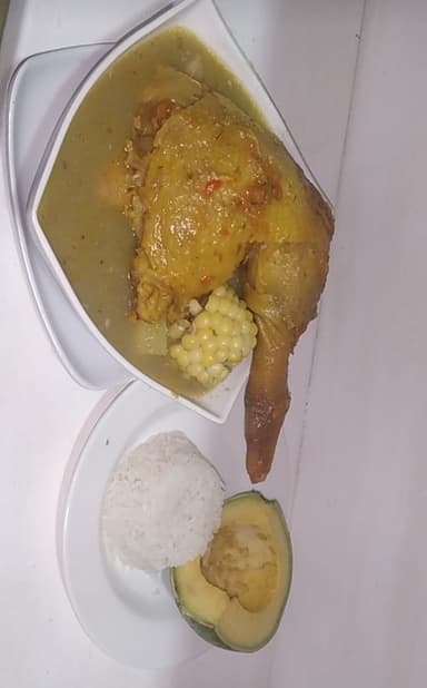 Sancocho de Gallina