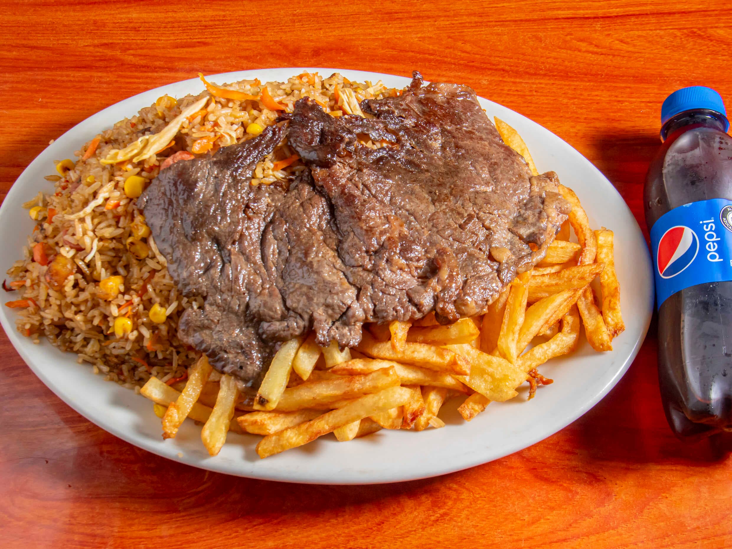 Combo Arroz Carne de Res & Papitas