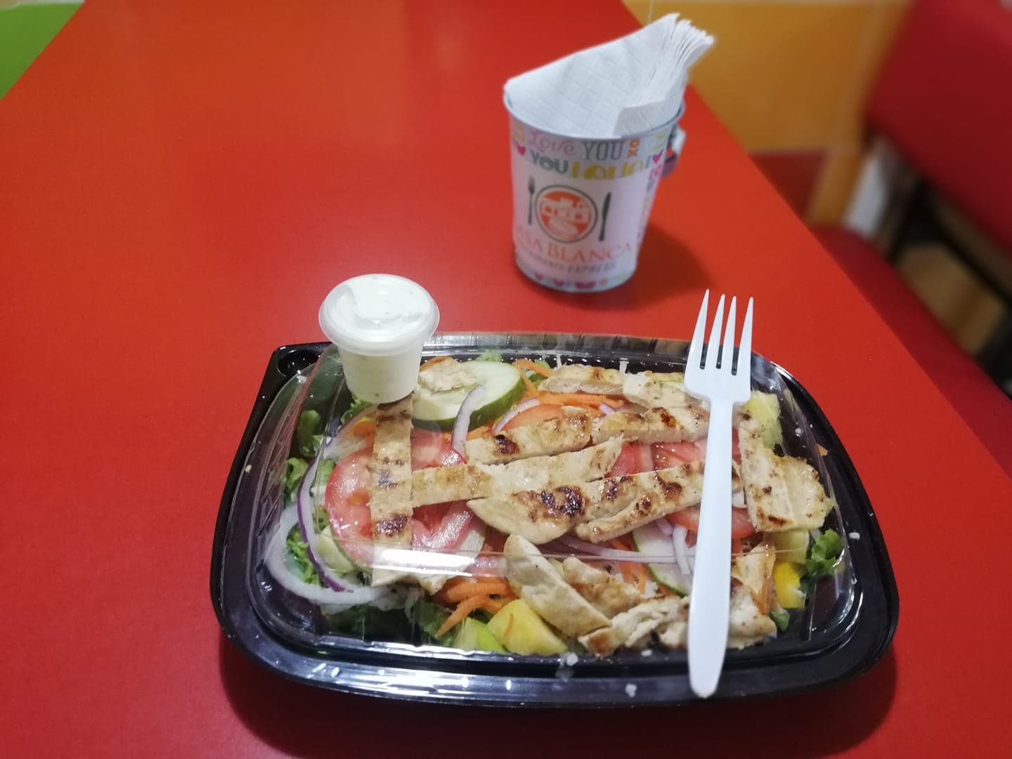 Ensalada de Pollo Asado
