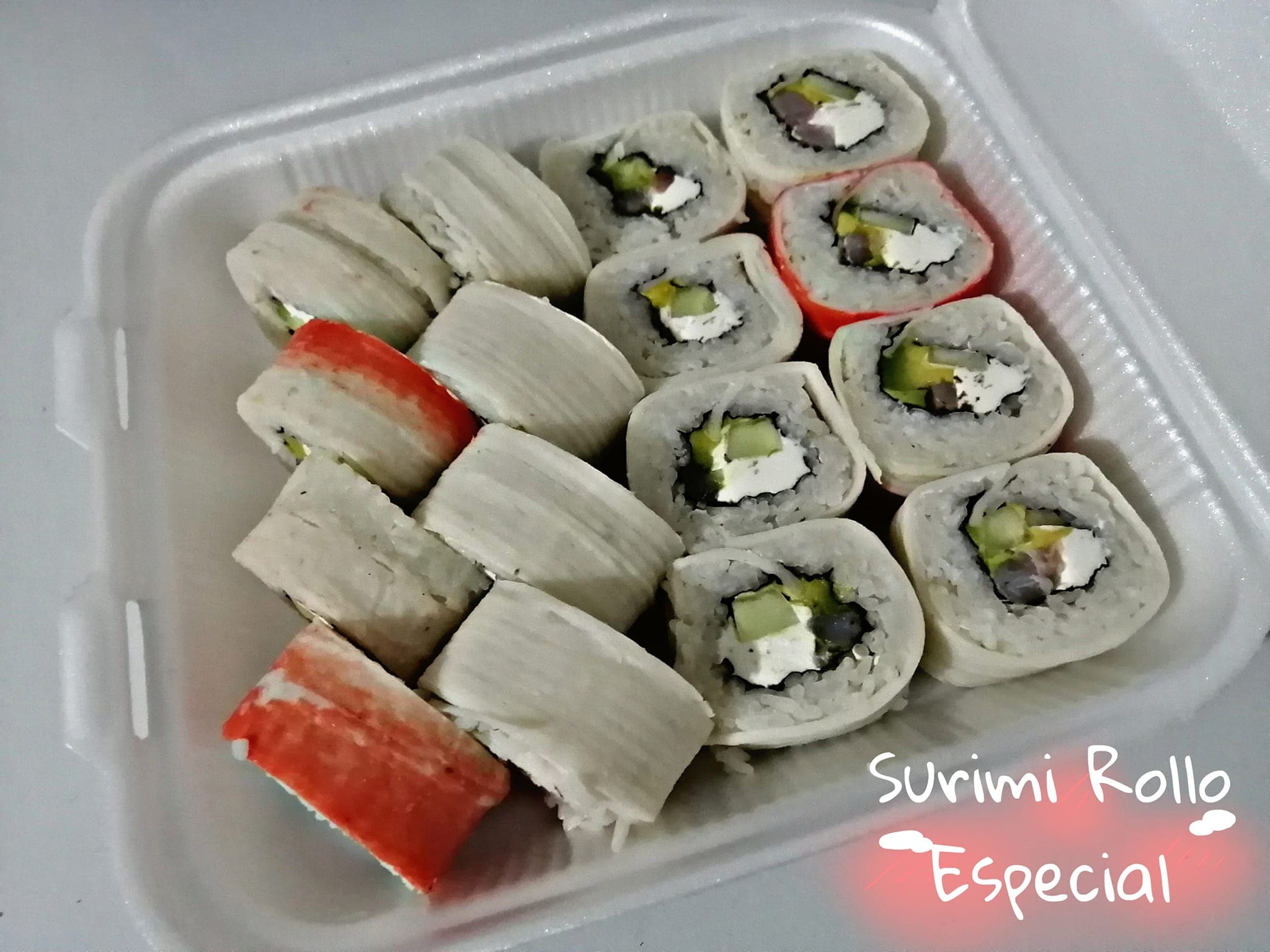 Surimi Rollo (8 piezas)