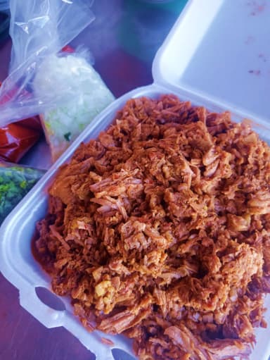 Combo-1/2 Kilo de Birria + 1 Litro de Consomé