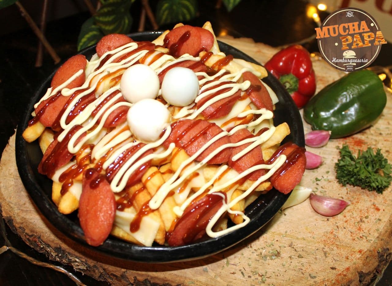 Salchipapa Americano Tradicional