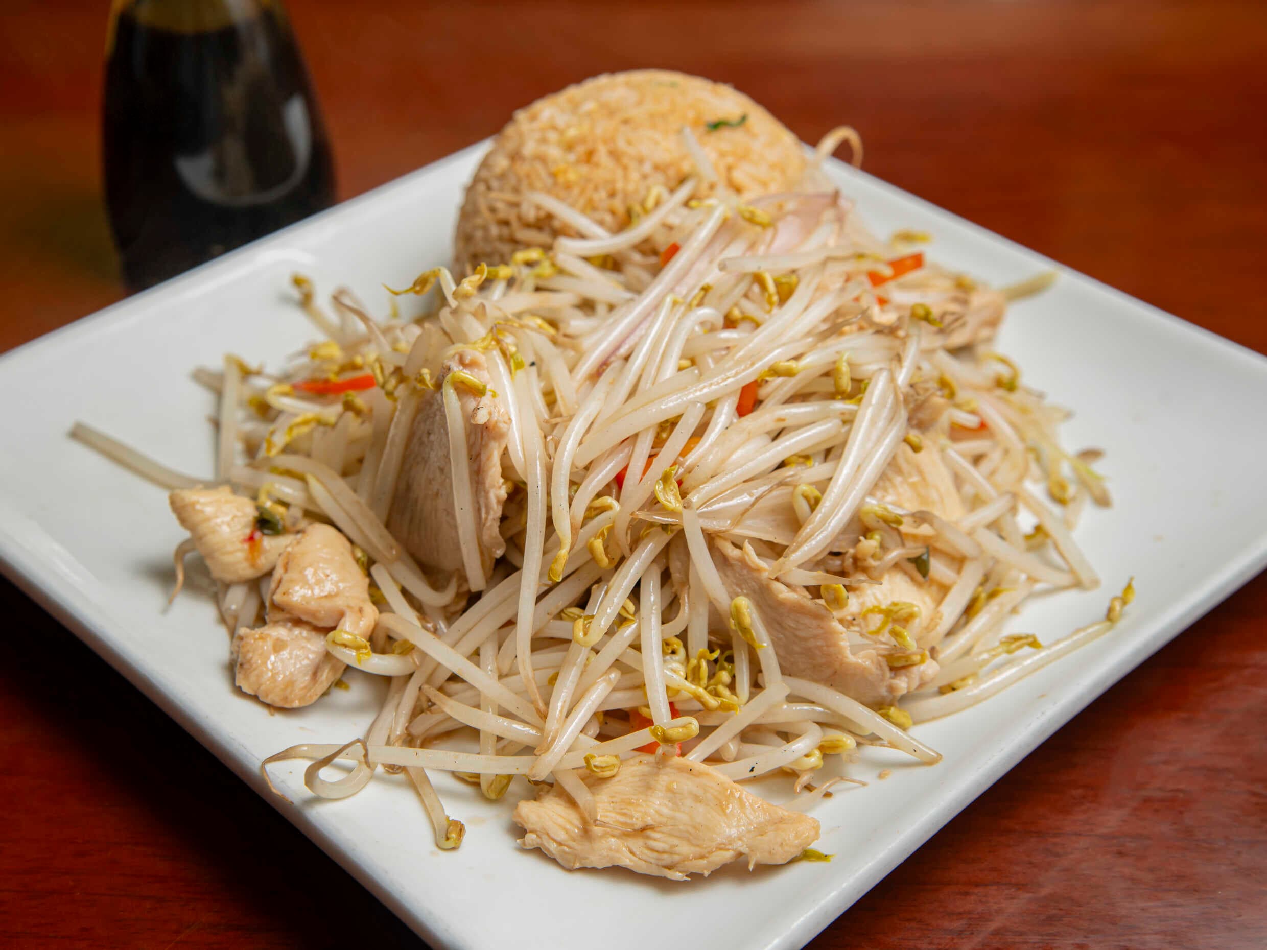 Frejolito chino con pollo en trozos