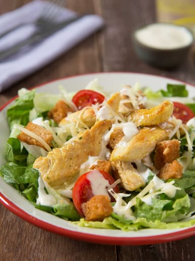 Ensalada Cesar con Pollo Grande
