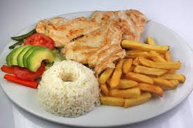 Combo Milanesa de Pollo + Agua Fresca