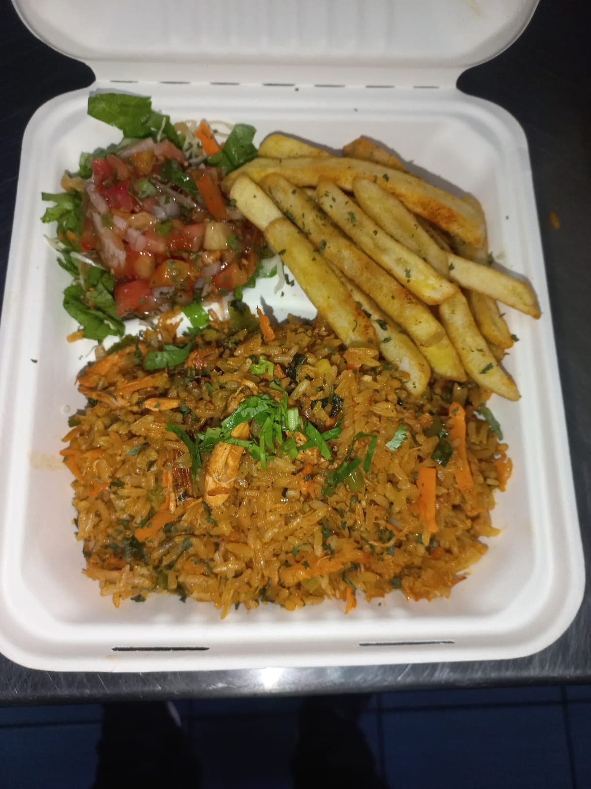Arroz con Pollo Media Porción