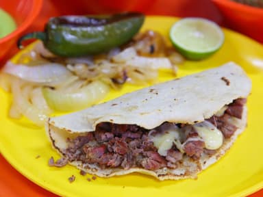 Quesadilla de Maíz de Asada