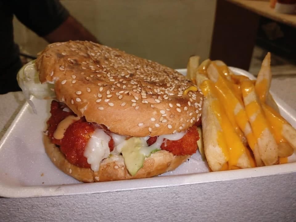 Hamburguesa de Carne con Boneless