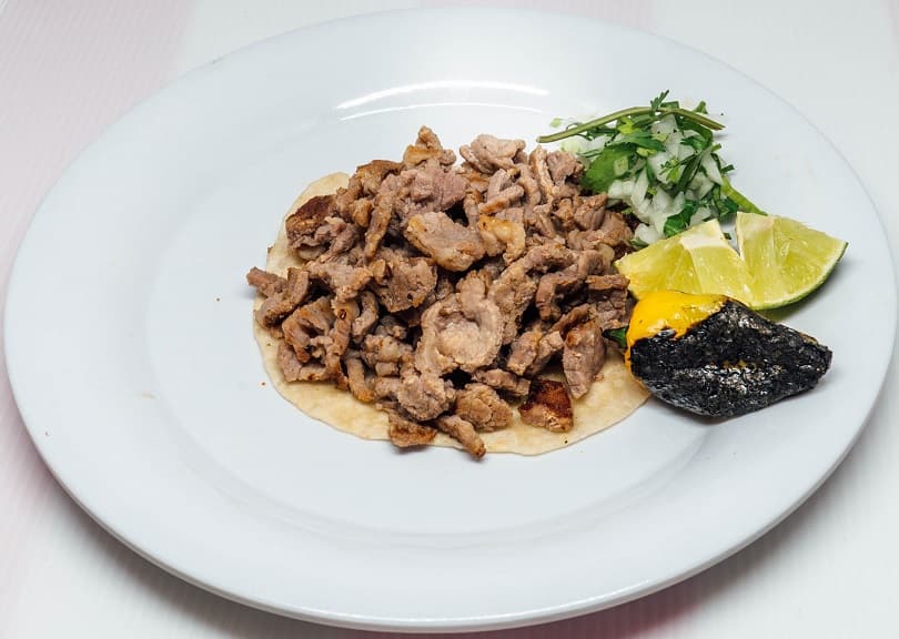 Tacos de Bistec con Rajas