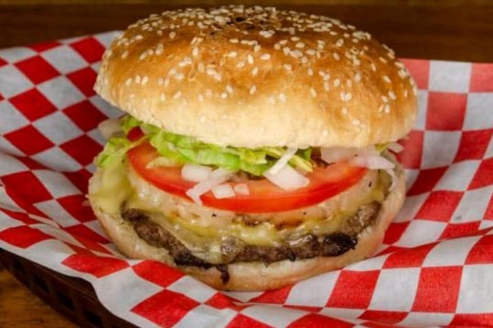 Hamburguesa de Res Sencilla