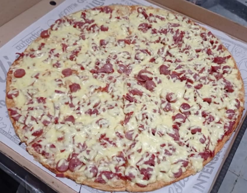 Pizza Grande 50X50 cm (8 porciones)