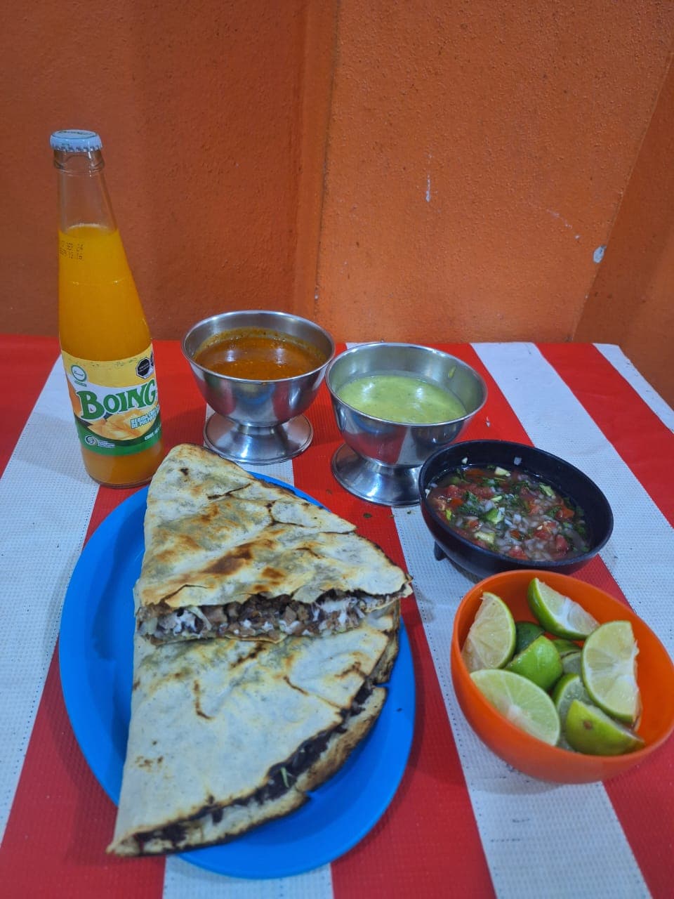 Tlayuda suadero