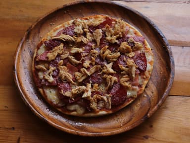Pizza Clasica 4 Carnes