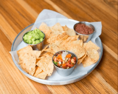 Piquitos con Pico de Gallo