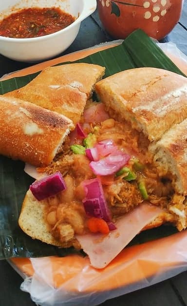 Torta de Cochinita