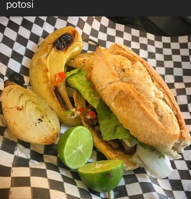 Torta de Arrachera