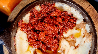 Queso Fundido con Chorizo
