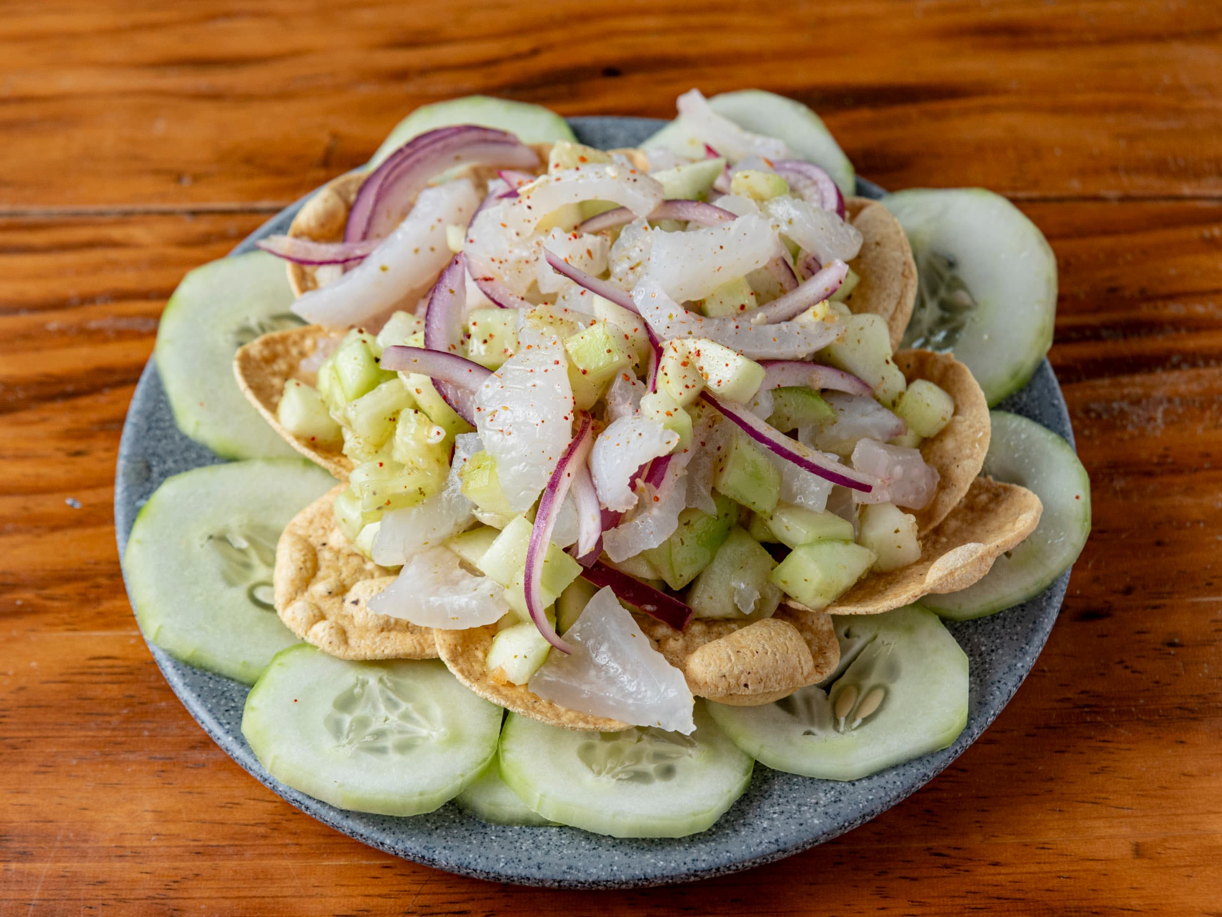 Tostada de Aguachile  de cueritos