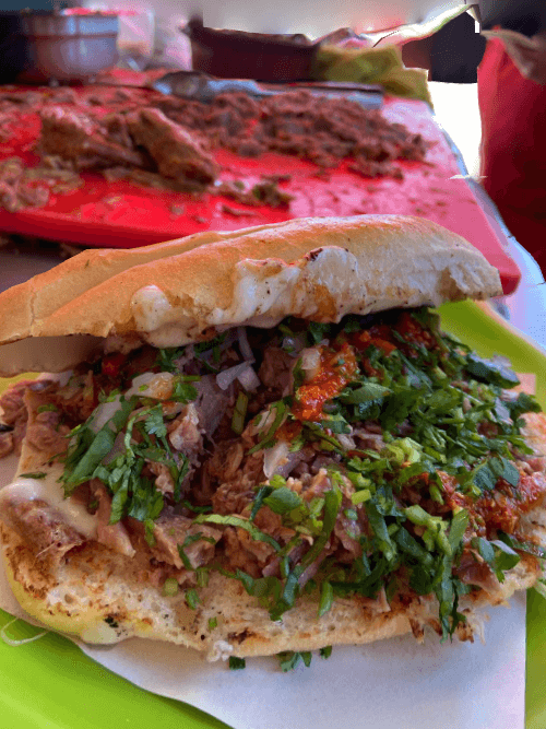 COMBO RICA Torta, Consome, Cocacola