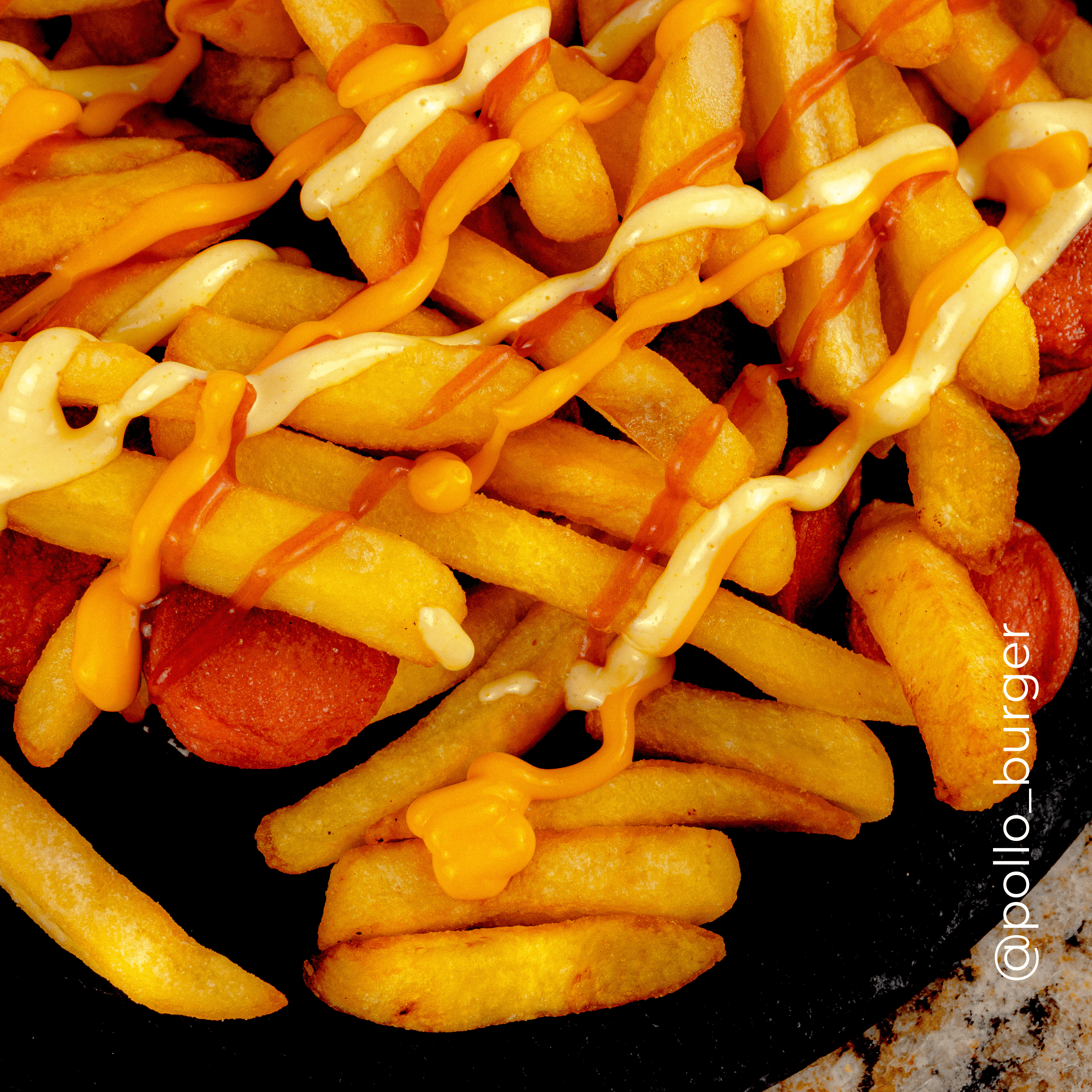 Salchipapas Pequeña