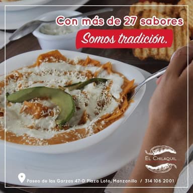 Chilaquiles Rojos Cremosos