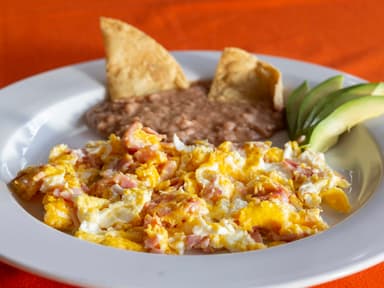 Huevo con Jamón