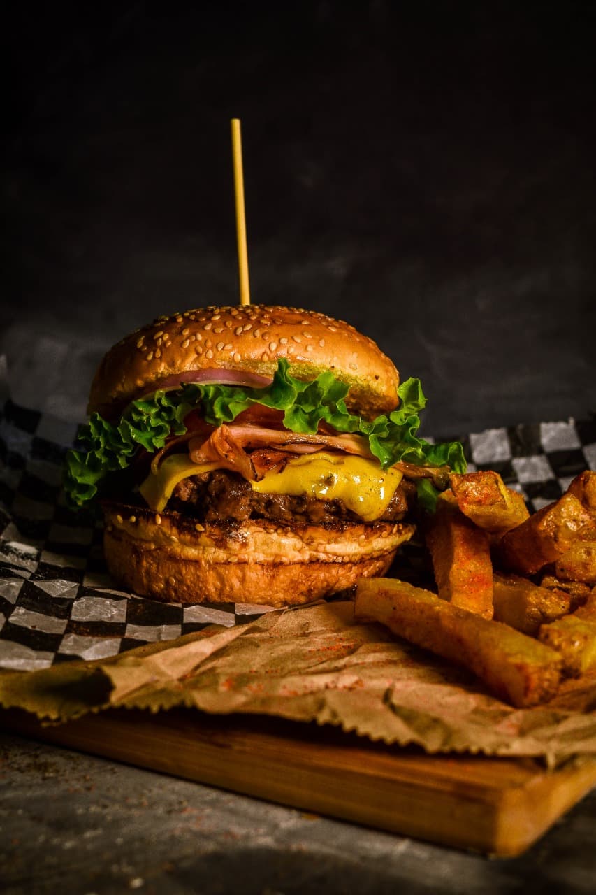 Burger Vegetariana + papa francesa