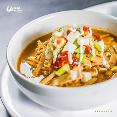Sopa de tortilla + Agua fresca