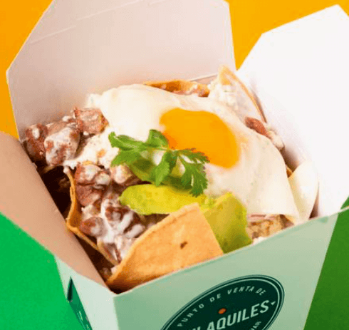 Chilaquiles con Huevo Estrellado