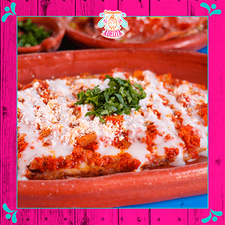 Combo Chilaquiles Grande con 1 guiso+ Agua