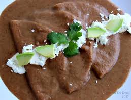 Enfrijoladas con Huevo