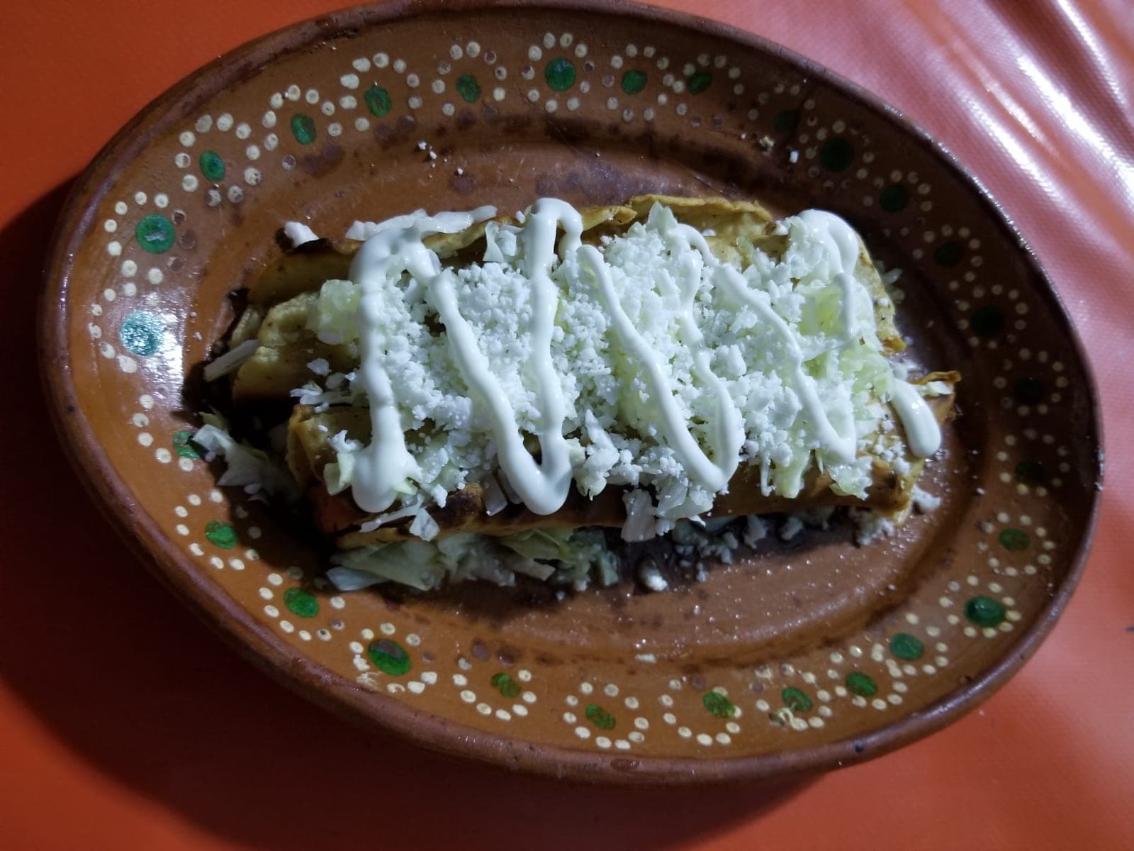 2 FLAUTAS DE POLLO