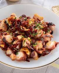 Pulpo al Ajillo