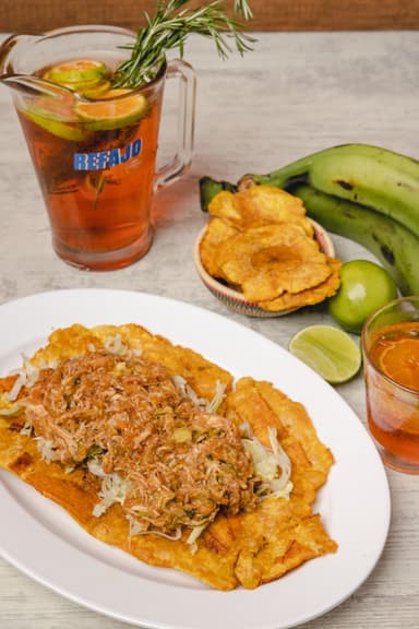 patacon con chicharron
