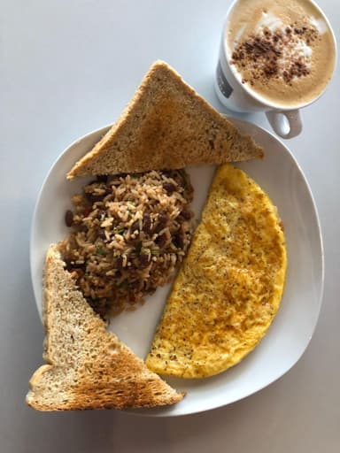 Pinto con Omelette