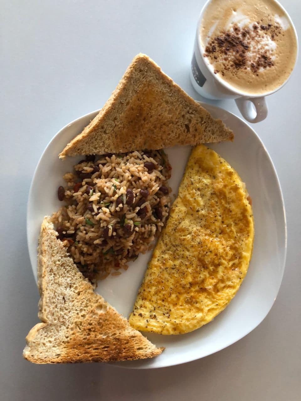 Pinto con Omelette