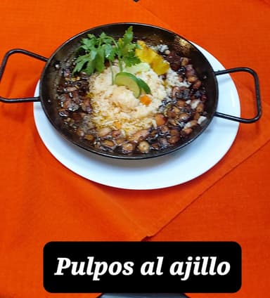 Pulpo al Ajillo