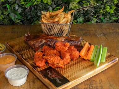 Combo-2 Costillas + Boneless o Alitas + Papas