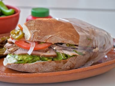 Lonche Triple de Pierna